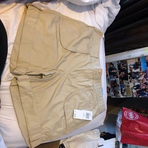 BRAND NEW khaki shorts
